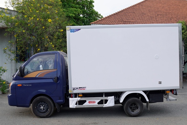 Thùng bảo ôn xe tải Hyundai