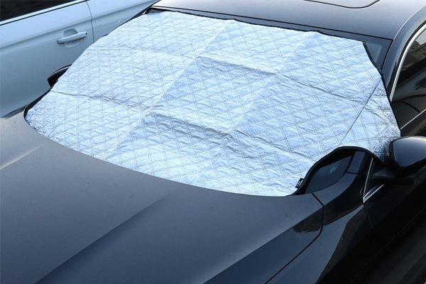 Bạt che kính lái ô tô