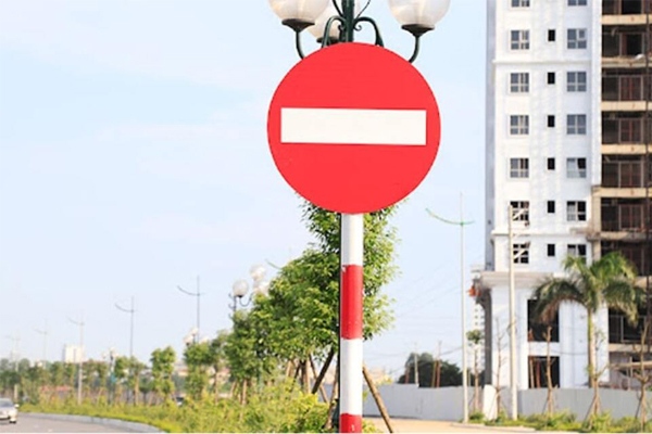 Biển báo cấm đi ngược chiều