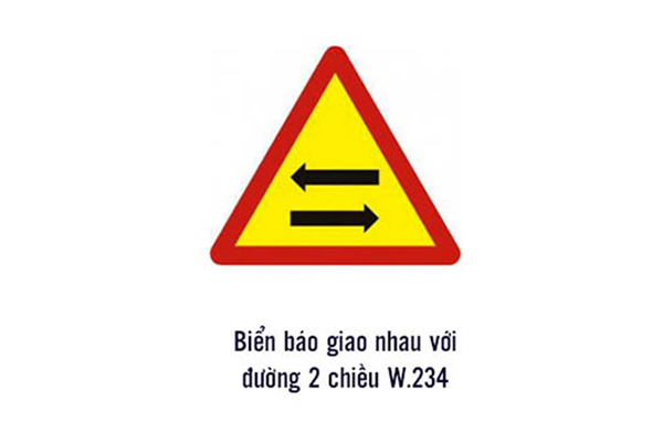 Biển báo giao nhau với đường 2 chiều