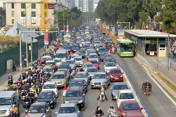 Mức phạt xe ô tô đi vào làn BRT