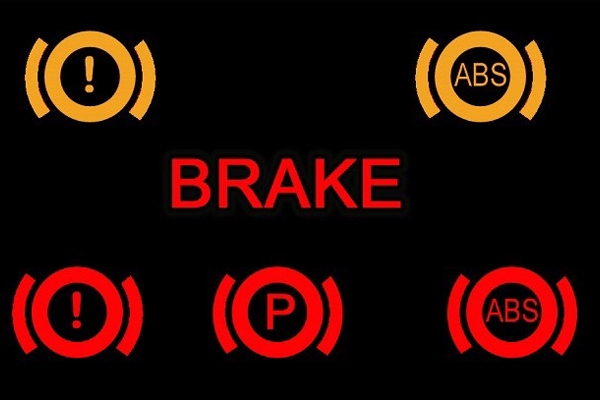 Đèn cảnh báo phanh trên ô tô