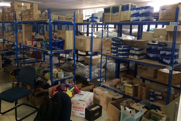 Phụ tùng xe tải hàng chính hãng