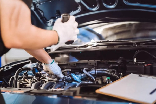 Thường xuyên kiểm tra để phát hiện sớm lỗi cảm biến áp suất dầu