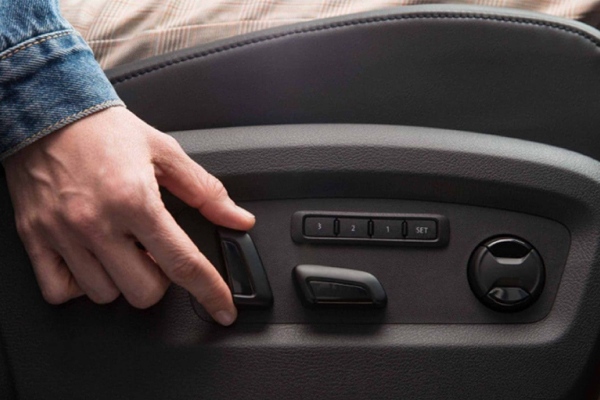 Các công tắc trên ô tô