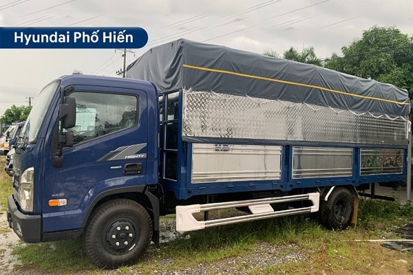 Xe tải Hyundai 7 tấn EX8L thùng bạt