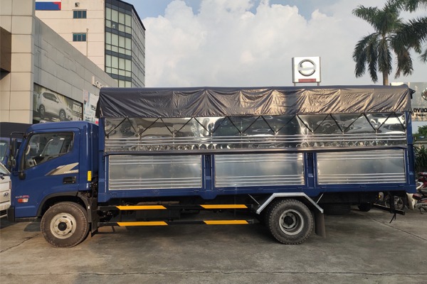Thùng mui bạt Hyundai Mighty EX8 bản tiêu chuẩn