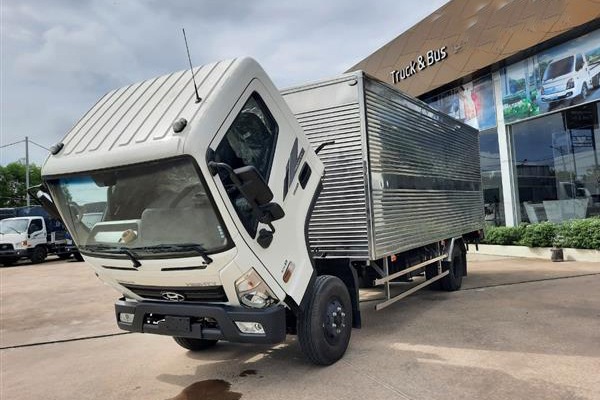 Cabin lật góc 50 độ Hyundai Mighty EX8L thùng kín