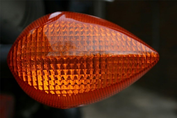 Các lỗi đèn xi nhan xe ô tô