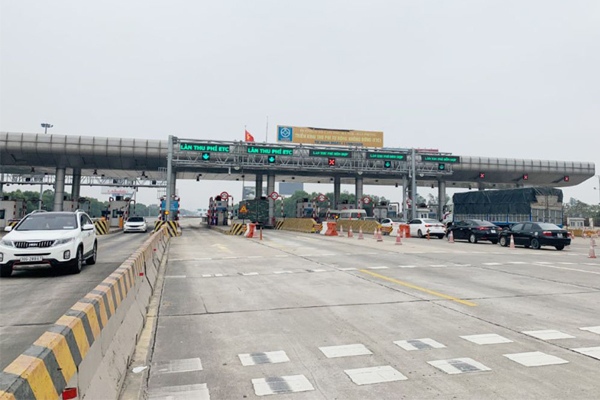 Mức phạt lỗi đi nhầm làn thu phí ETC