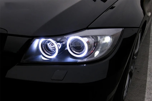 Độ đèn led cho xe ô tô