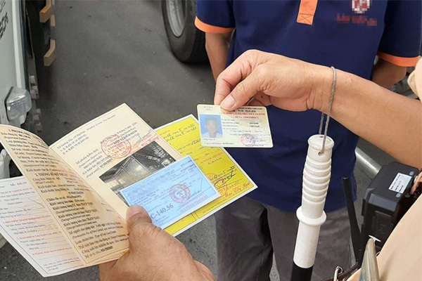 Hồ sơ đổi biển số vuông sang dài xe ô tô