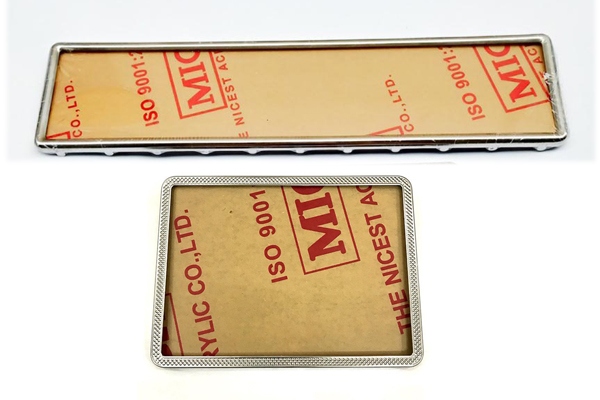 Ép biển số xe ô tô đúng quy định