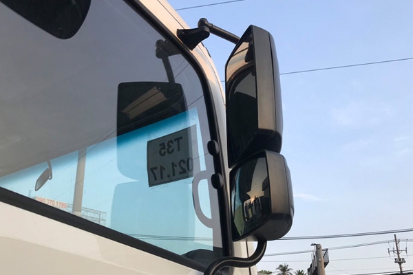 Gương chiếu hậu xe tải Hyundai