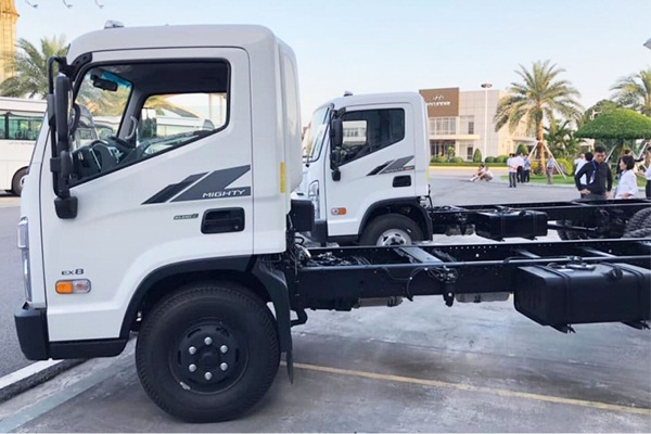 Hyundai Mighty EX8 GTL chassis