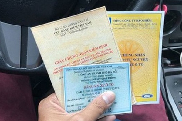 Giấy tờ cần thiết mang theo khi lái xe tải