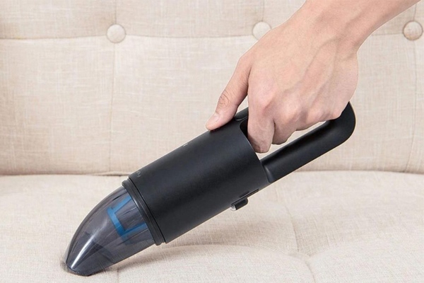 Máy hút bụi ô tô mini