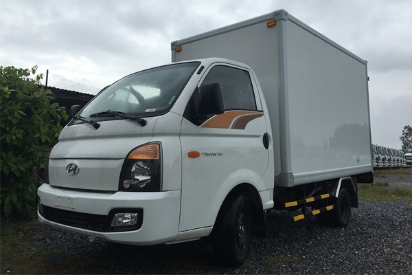 Hyundai H150 thùng kín trả góp tại Hưng Yên