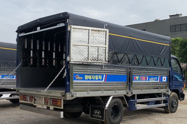 Thùng bạt Hyundai Mighty 110SP
