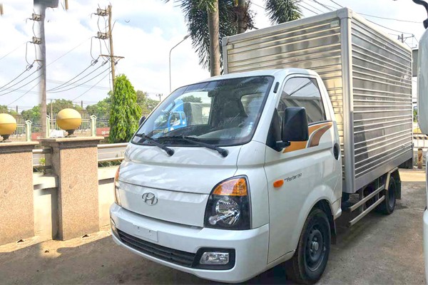 Hyundai New Porter 150 thùng kín