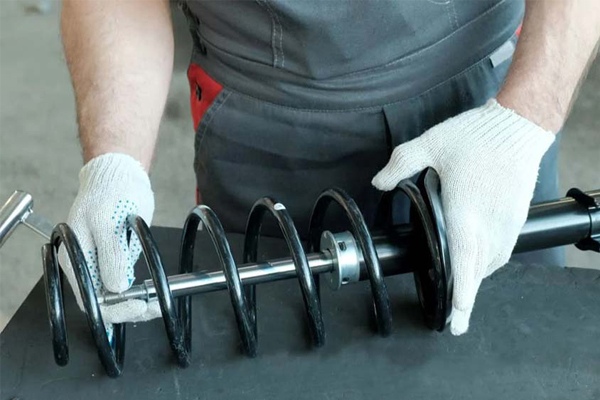 Cấu tạo thanh chống ô tô