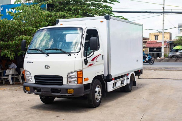 Hyundai Mighty N250SL thùng bảo ôn