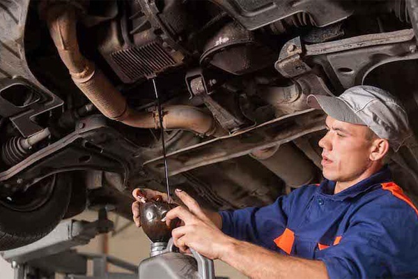 Bảo dưỡng phụ tùng ô tô chính hãng