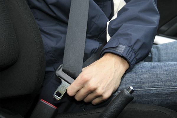 Lỗi không thắt dây an toàn phạt bao nhiêu