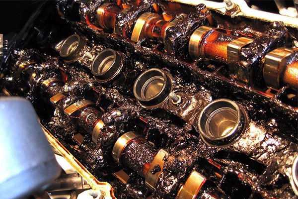 Sai lầm khi thay dầu xe ô tô