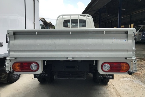 Đèn hậu xe tải Hyundai