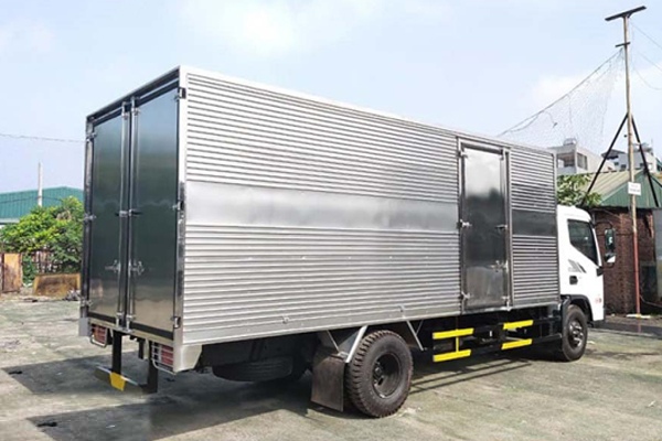 Thùng kín xe tải EX8 GTL
