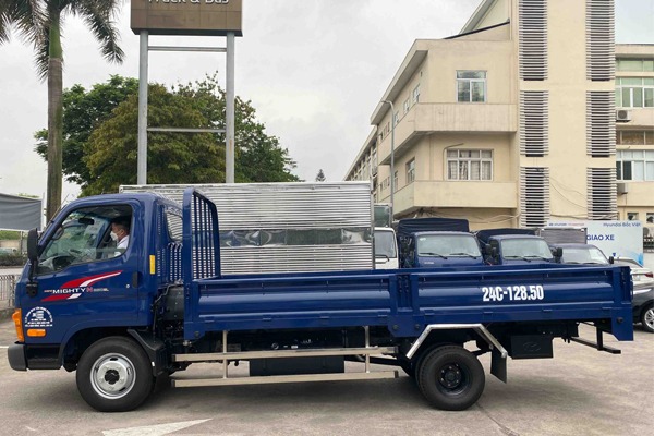 Thùng lửng xe tải Hyundai Mighty N250SL