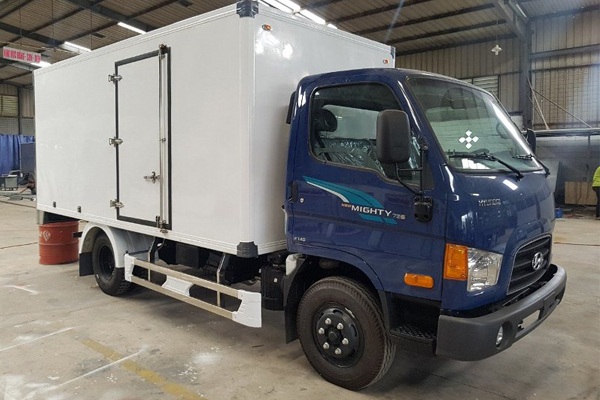 Xe tải Hyundai thùng kín composite