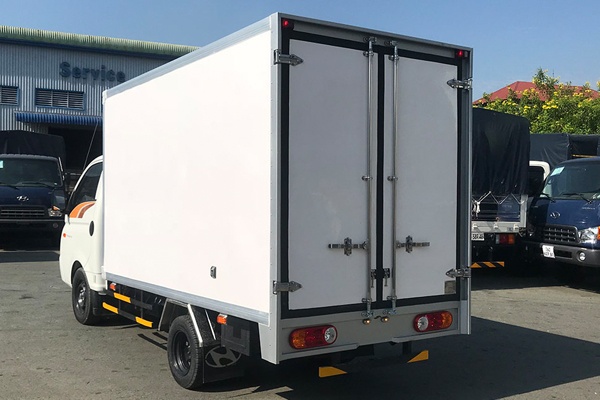 Xe tải thùng kín composite Hyundai