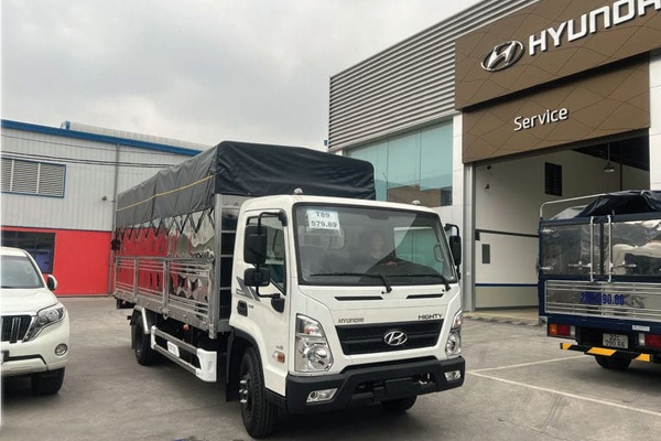 Xe tải 7 tấn Hyundai EX8