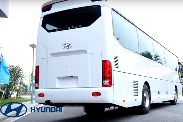 Xe khách 45 chỗ Hyundai Universe