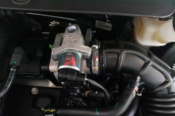 Bướm ga ô tô là gì?