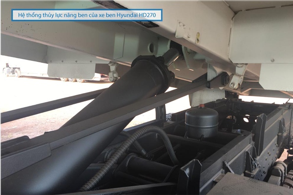 Hệ thống thủy lực nâng ben của xe tải tự đổ Hyundai