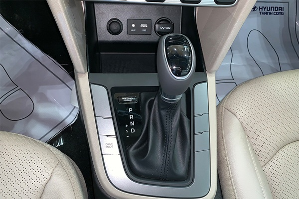 Ý nghĩa các kí hiệu trên xe số tự động