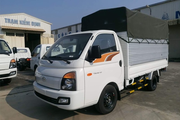 Xe tải 1 tấn Hyundai thùng mui bạt
