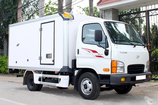 Xe tải Hyundai 2.5 tấn thùng bảo ôn