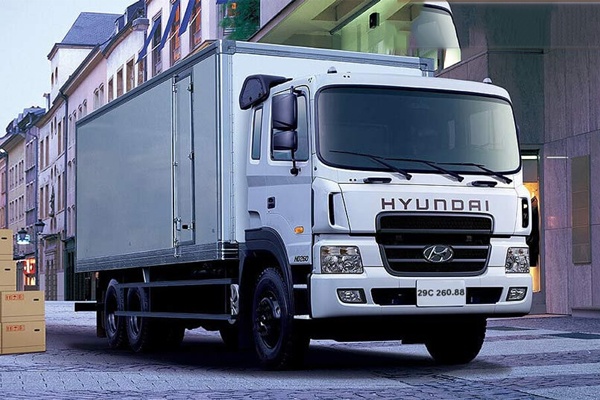 Xe tải Hyundai 5 chân thùng bảo ôn