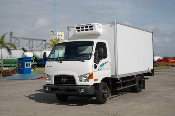 Xe tải Hyundai 110SP thùng đông lạnh