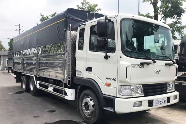Xe tải nặng Hyundai HD240