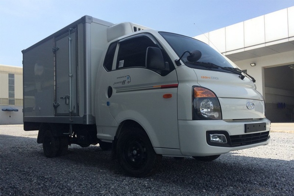 Xe tải thùng kín 1 tấn