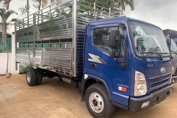 Thùng chở gia súc