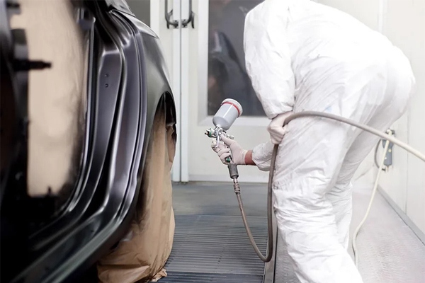 Sơn xe ô tô mới