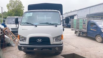 Xe tải Hyundai 110SL thùng mui bạt