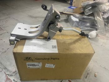 Cụm cần đi số - 437105M000