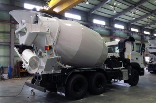 Xe bồn trộn bê tông đáng mua nhất hiện nay